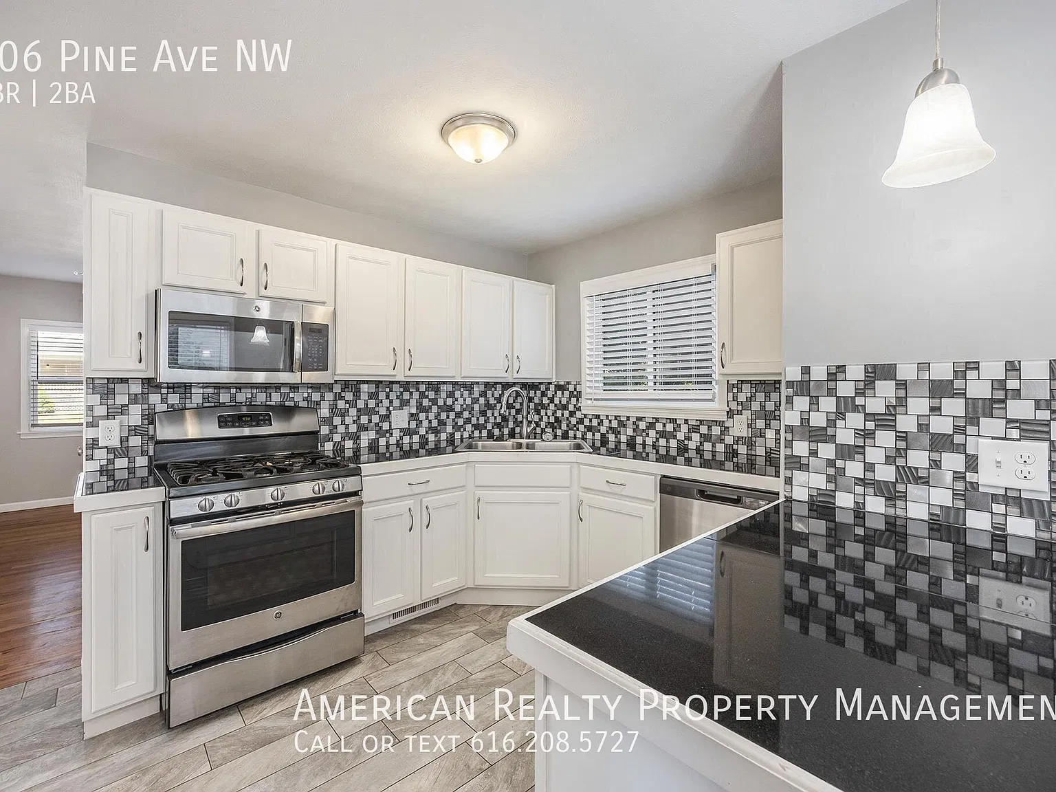 4 bed, 1553 sqft, $2,450 — Photo 4