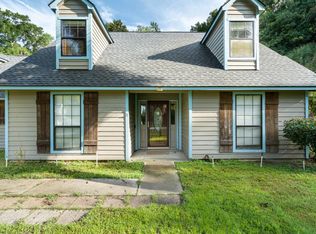 15 Chesterfield Dr, Beaufort, SC 29906