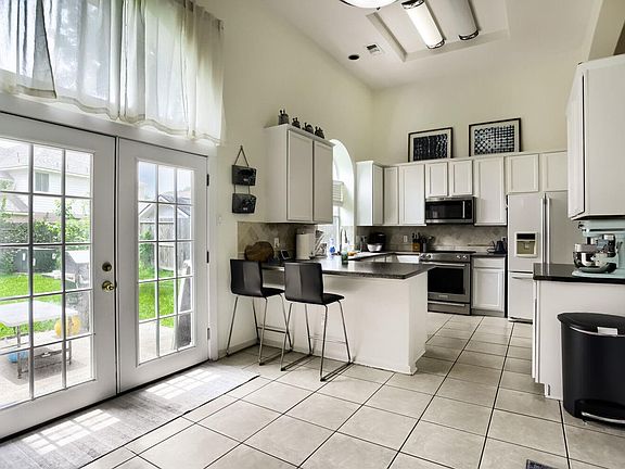 4th image of 10155 Rustic Bend Ct