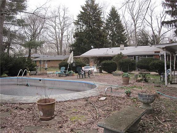 4th image of 6072 Grandview Dr