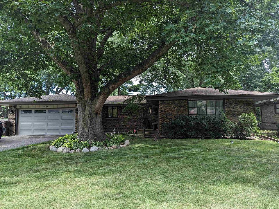 1st image of 1011 Pine Valley Dr