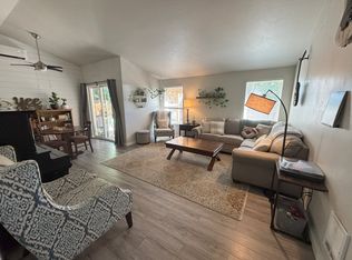 2808 SW Reindeer Ave, Redmond, OR 97756