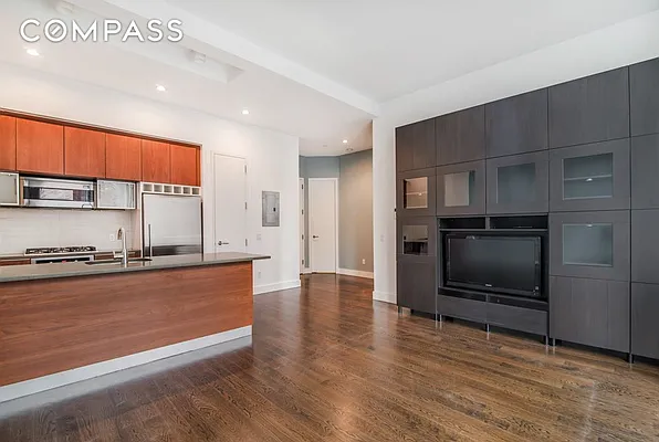 Sold by Compass | media 9