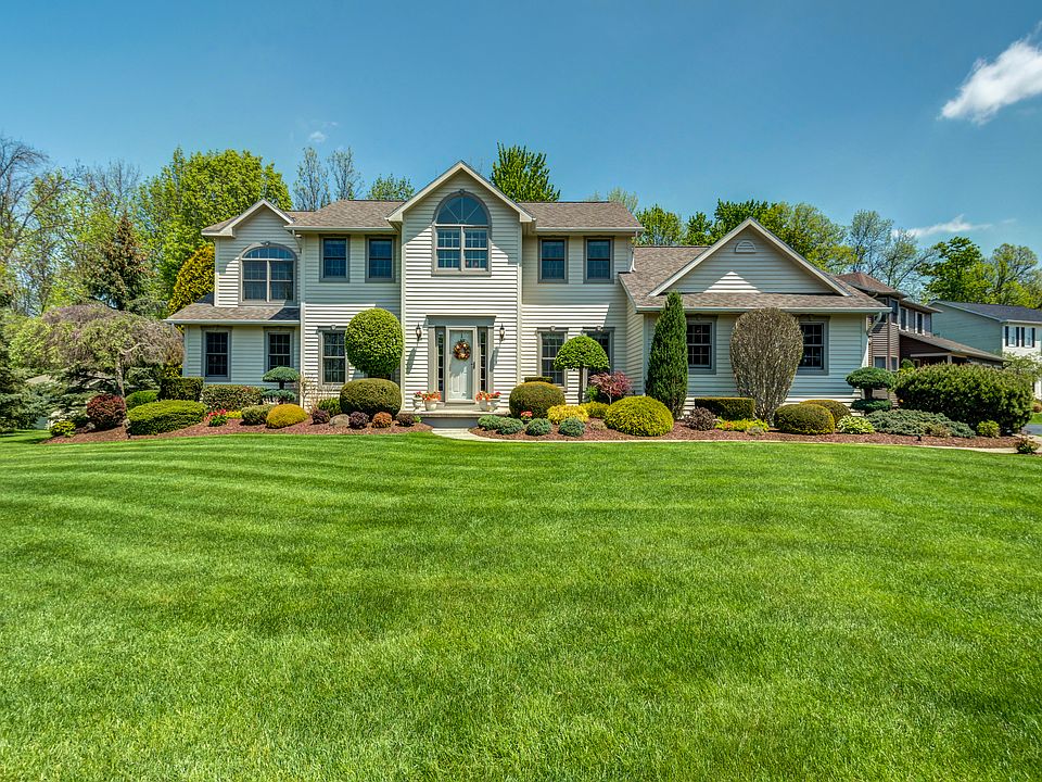 2nd image of 4322 Lazybrook Cir