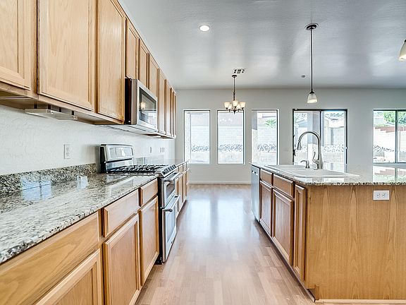 2nd image of 9504 E Glencove St