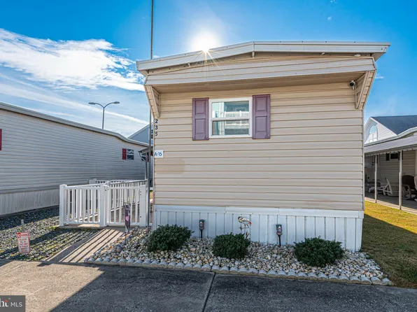 16 25th St, Ocean City, MD 21842