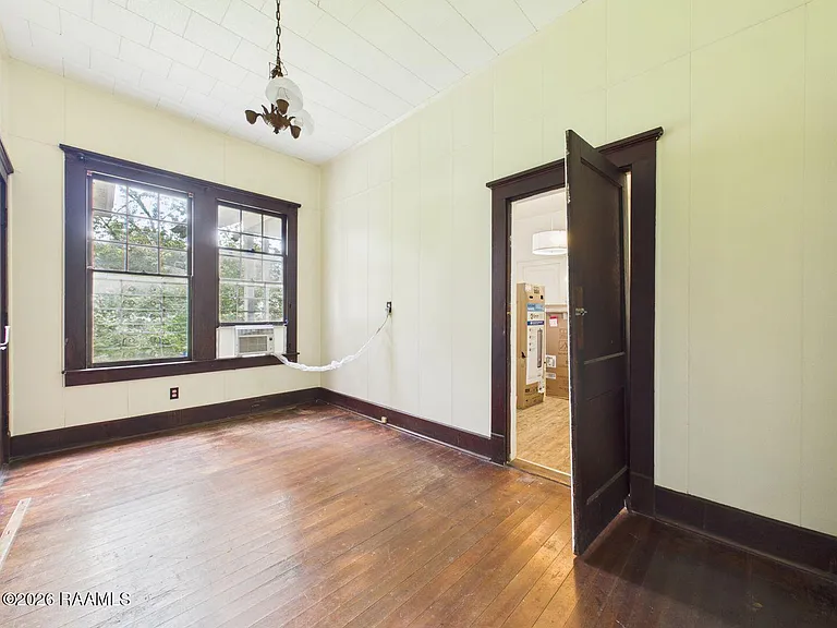 223 General Gardner Ave — Photo 13