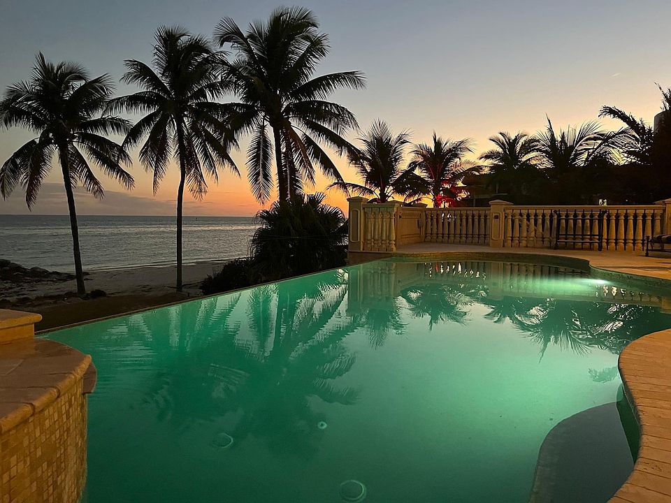 1st image of 841 W Ocean Dr