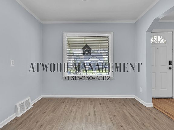 4th image of 19355 Caldwell St