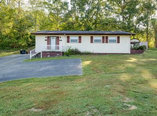 1345 Hidden Valley Rd, Livingston, TN 38570