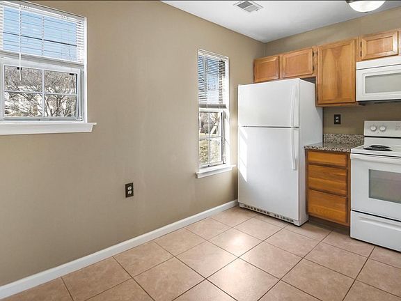 2nd image of 411 Derry Dr #411