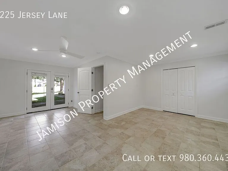 1225 Jersey Ln — Photo 16