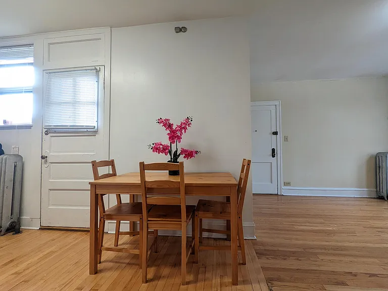 3637 W Cullom Ave #3 — Photo 7