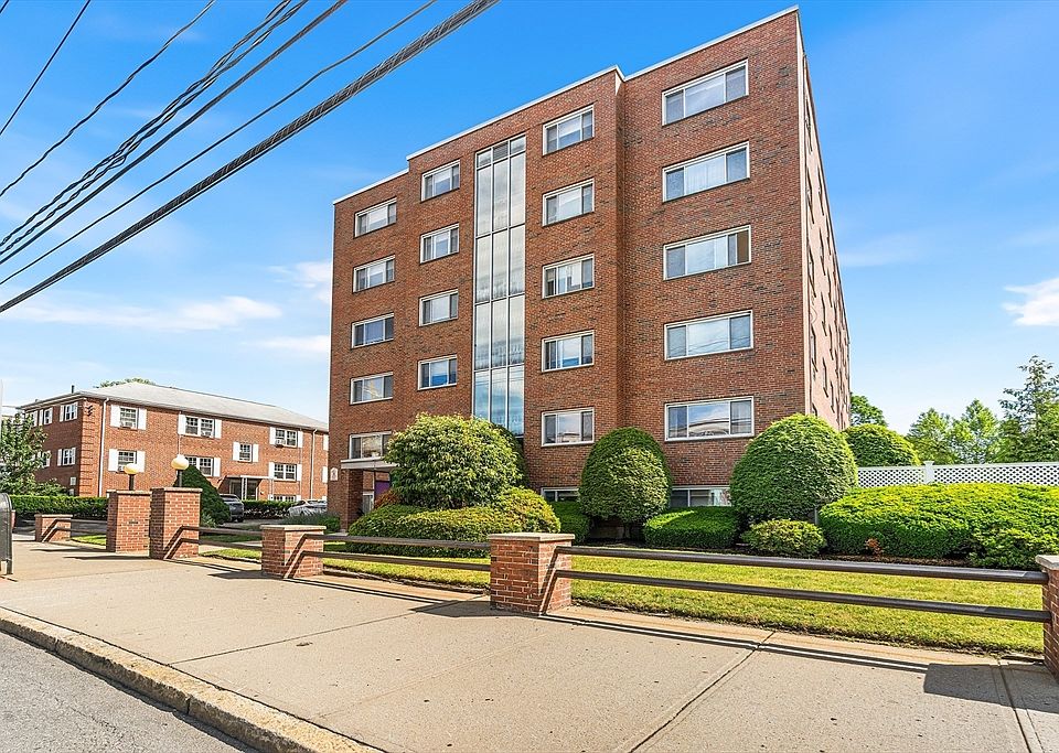 1st image of 215 Massachusetts Ave APT 26