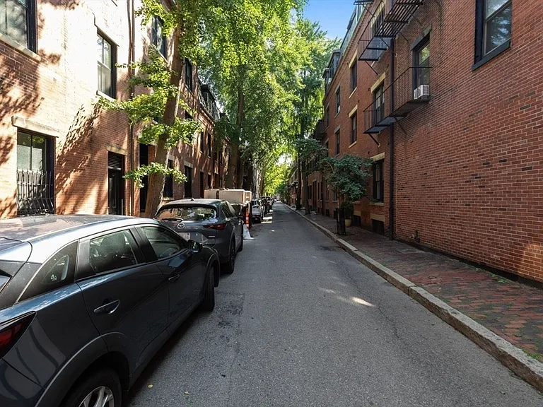 57 Gray St #1 — Photo 5