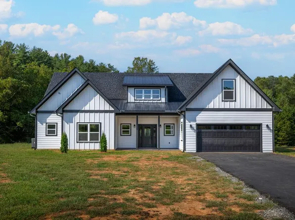 287 Cold Springs Rd, Ellijay, GA 30540