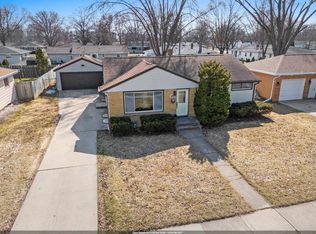 1714 Lilac Ln, Green Bay, WI 54302