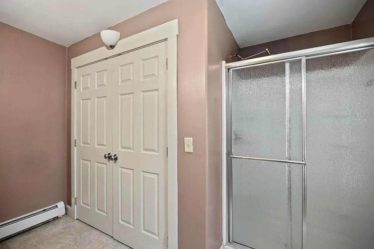 3 bed, $2,650 — Photo 4