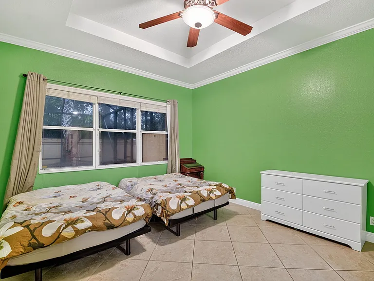 10247 Isle Wynd Ct — Photo 54