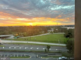 1011 Arlington Blvd APT 627, Arlington, VA 22209