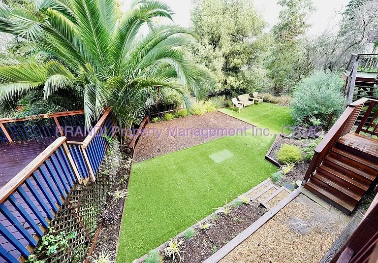 225 California Ave — Photo 15