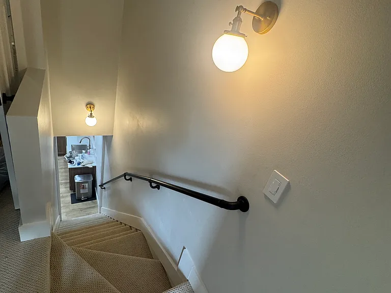 Pleasant Ave — Photo 19