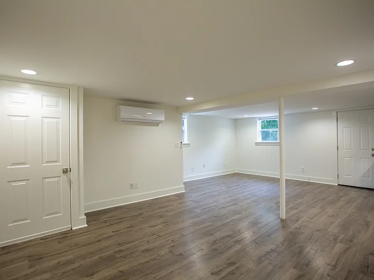 4714 Trousdale Dr — Photo 14