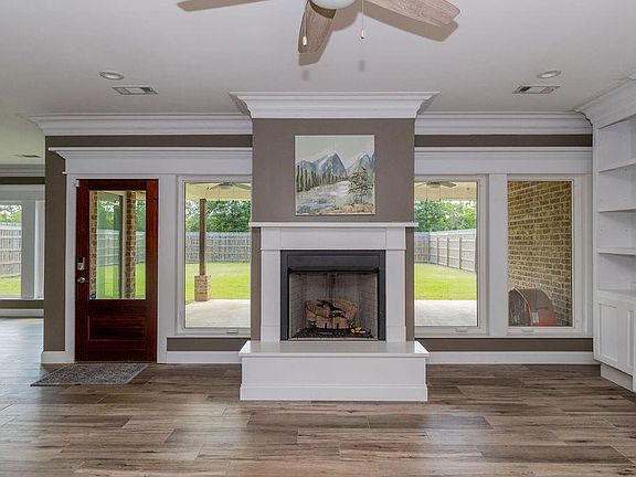 2nd image of 17429 Rising Fawn Rd