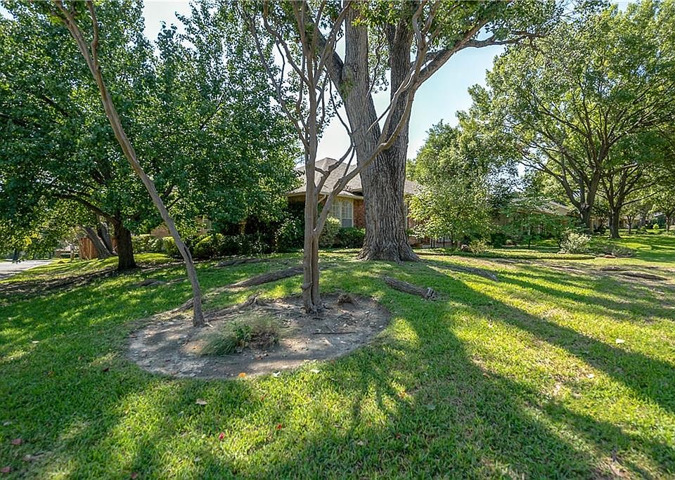 1st image of 9636 Heatherdale Dr