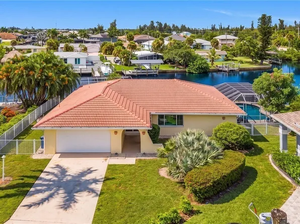 12088 Boat Shell Dr, Matlacha Isles, FL 33991