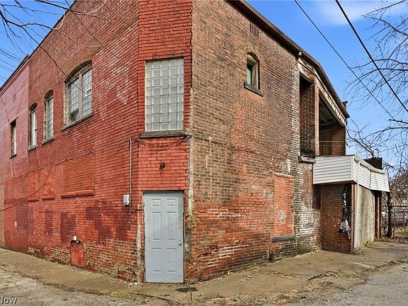 3rd image of 8834 Saint Clair Ave