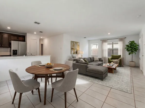 14008 Earlham St, Pilot Point, TX 76258