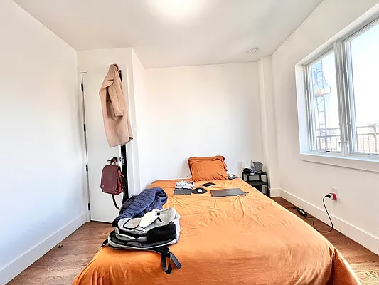 Rented by ERNY LLC | media 10