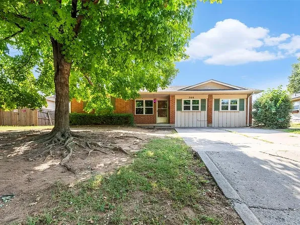 700 Claremont Dr, Norman, OK 73069