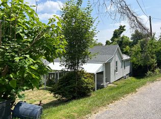 1123 Stewart St, Tarentum, PA