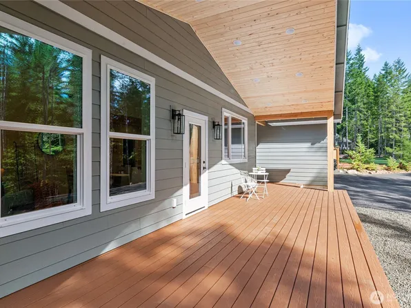 50 E Blackberry Lane, Union, WA 98592