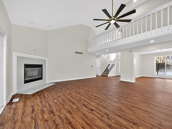 5th image of 811 Wind Bluff Point