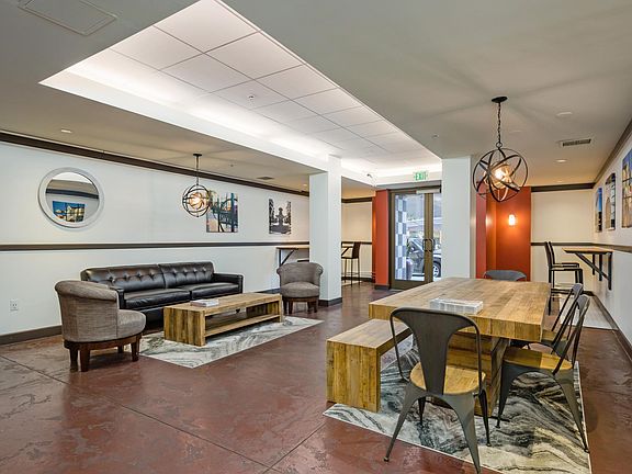 5th image of 1435 India St Unit 303