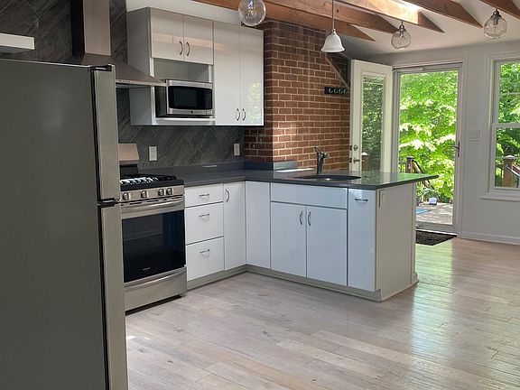4th image of 1001 Aster Blvd