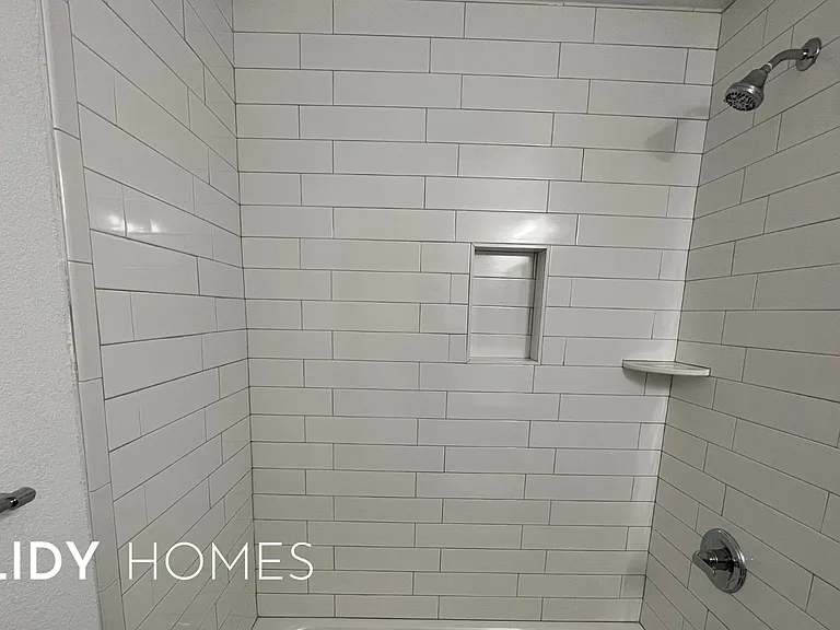 2813 SW 62nd St — Photo 16