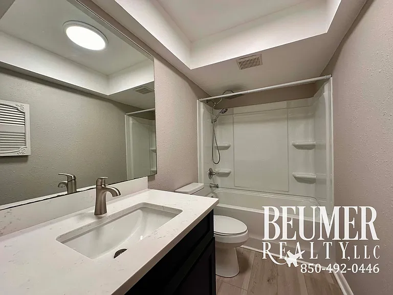 5078 Leeward Dr — Photo 20
