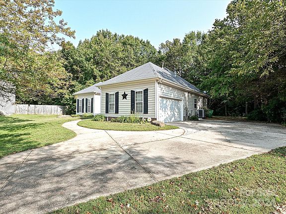 3rd image of 8806 Kapheim Ct