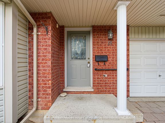 4th image of 122 Sherwood Forest Sq #18