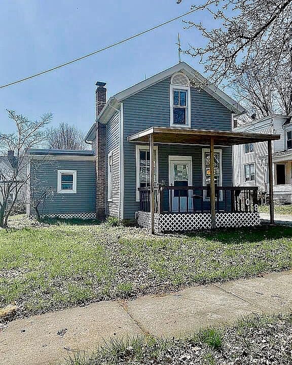 1st image of 409 Pleasant St