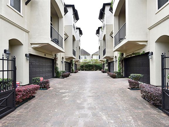5th image of 5813 Kiam St #5813