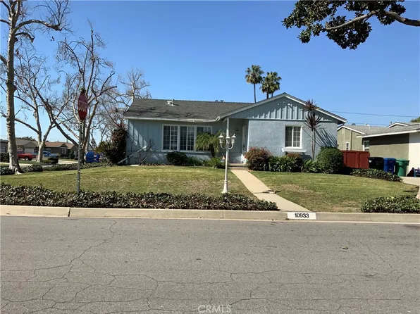 10933 Gladhill Rd, Whittier, CA 90604