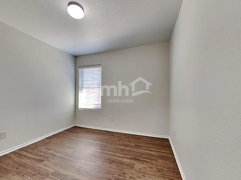 205 Arrowhead Dr — Photo 16