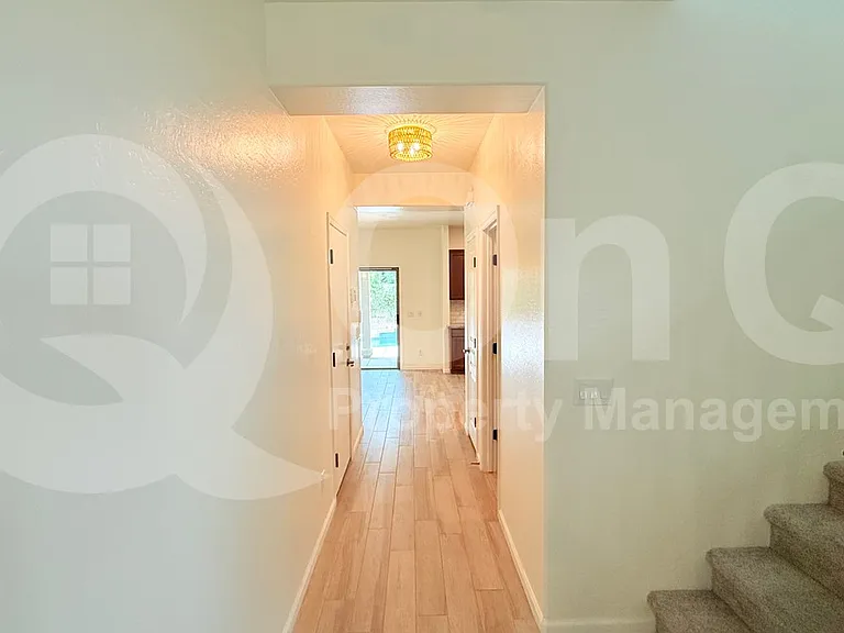 2950 E Dublin St — Photo 23