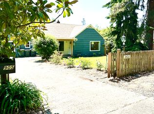 905 E Victor St, Bellingham, WA 98225