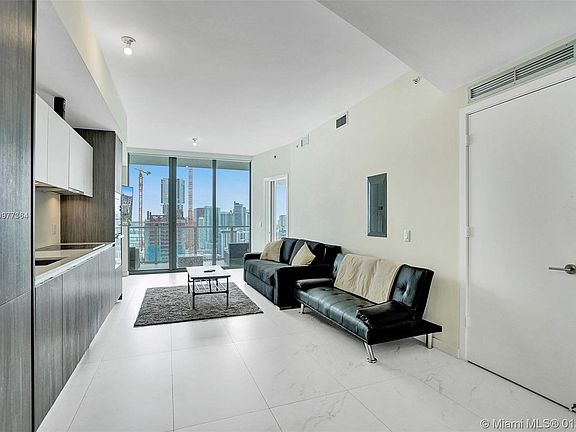 3rd image of 2900 NE 7th Ave Unit 3808